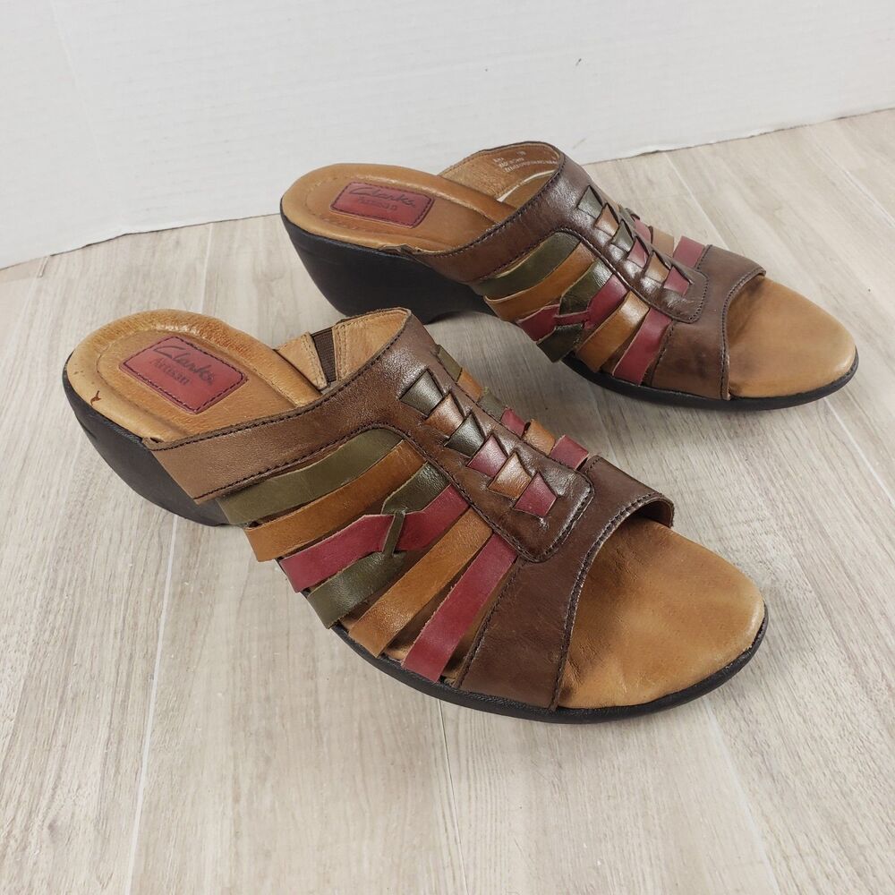 Clarks Brown Strappy Buckle  Strap Sandals Size 11M